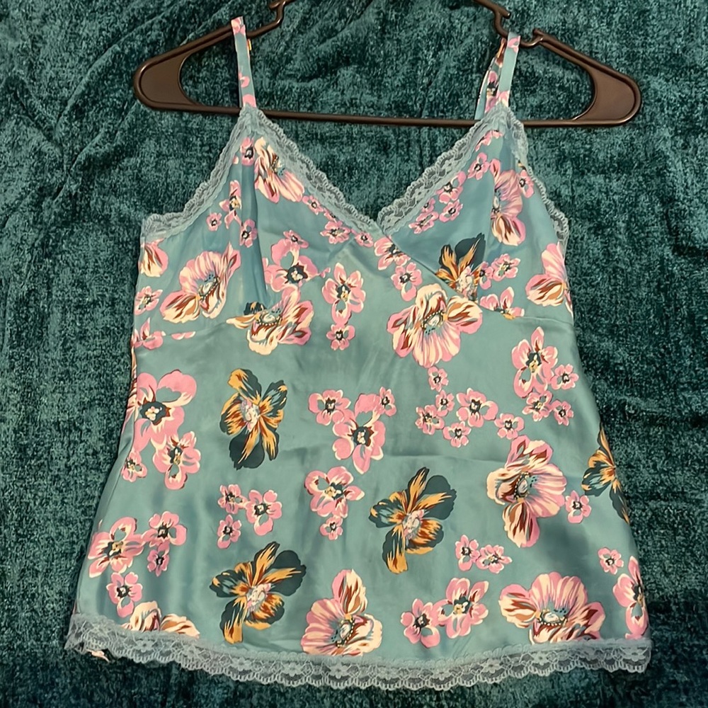 Express tank top